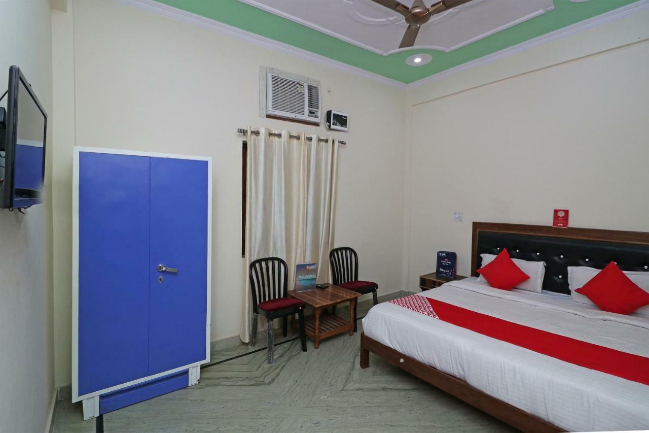 Hotel Oyo 29534 Pacific 3*
