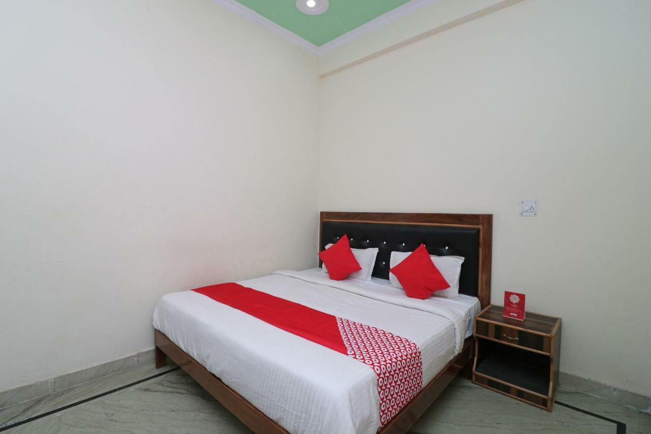 Oyo 29534 Pacific 3* Srinagar (Jammu and Kashmir)